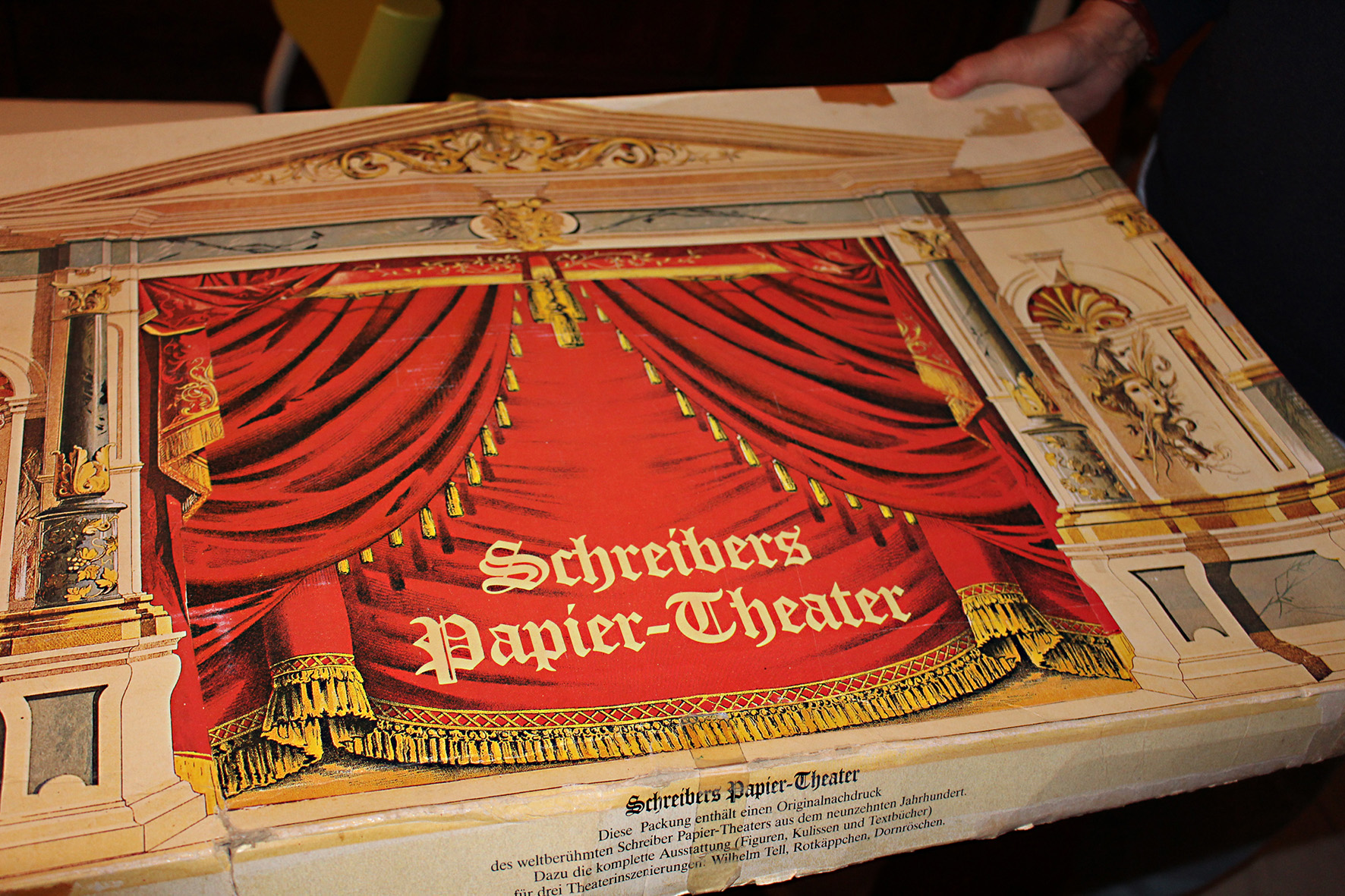 Bild "papiertheater-4_WEB.jpg"